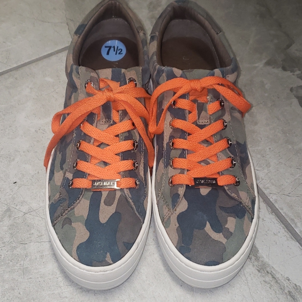 Camo Low Top Sneakers